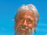 Biologo Jean-Michel Cousteau virá em junho