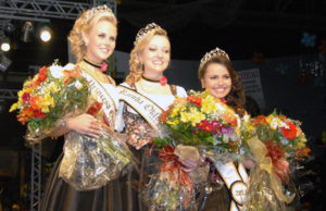 29ª Oktoberfest: Gabriela Rossa é a rainha da Festa da Alegria
