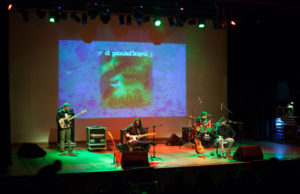 Show e conversa musical agitaram a sexta-feira