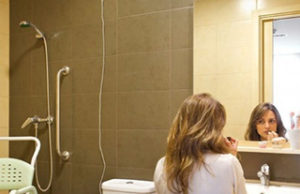 Como construir banheiros para deficientes físicos