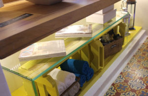 Caixotes de feira podem ser transformados em diferentes mobílias