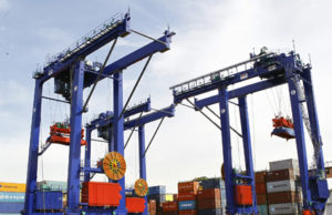 Exportações brasileiras têm saldo de US$ 593 milhões