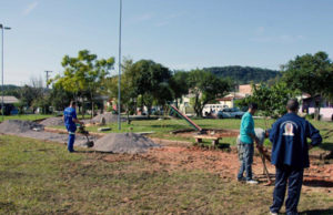 Prefeitura promove revitalização em praça
