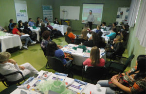 Ana Nery sedia 1º Seminário de Higienização