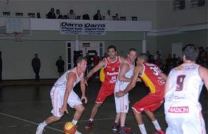 Cosseno estreia com derrota para o Caxias