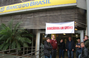Greve bancários: aumenta o número de agências paralisadas