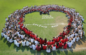 Alunos do Mauá prestam homenagem