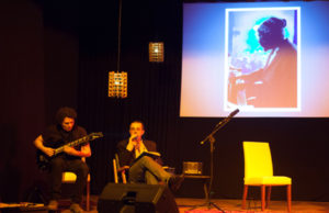 Se aquecendo culturalmente no Camarim