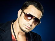 Festa na Arena de Shows com Latino