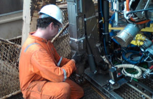Eletricistas: trabalho de grande responsabilidade