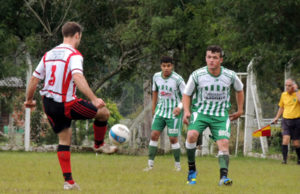 Lifasc: Campeão é derrotado na estreia