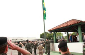 Comemoração: Dia da Bandeira exaltado no 7ºBIB