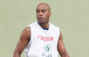 Basquete: Reforço chega ao Cosseno