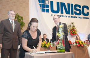 Carmen Lucia assume o comando da Unisc