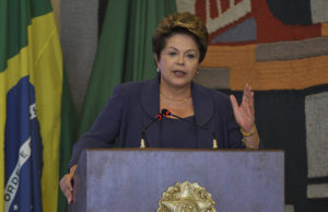 Presidenta condena violência nos estádios