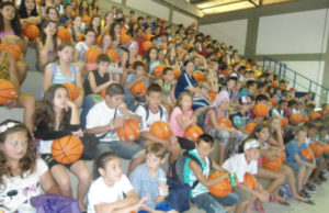 Cestinha/Sesi/Unisc recebe quase mil jovens em evento