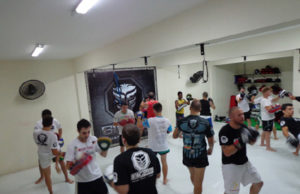 Prática do muay thai: benefícios para a saúde