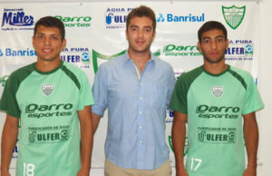 Mais dois jogadores para o Clube do Povo