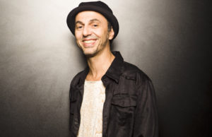 Música em Movimento apresenta Zeca Baleiro