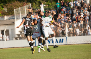 A forte disputa do clássico Ave-Cruz
