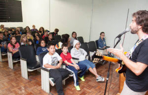 Escolas recebem o projeto Sesc Mais Leitura