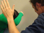 Pais são principais responsáveis por violações aos direitos da criança