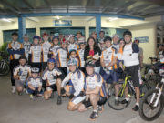 HSC recebe doação de livros do Santa Ciclismo