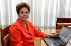 Dilma responde a perguntas de internautas sobre o Pronatec