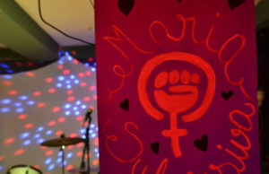 Voz feminista ecoa na Sunset