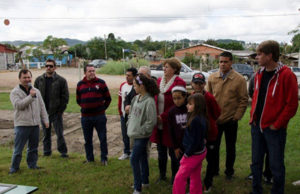 Vice-prefeita Helena assina termo de início das obras da UBS Arroio Grande