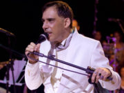 Arnaldo Antunes faz show amanhã na Unisc