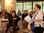 Membros da Apesc participam de reunião-almoço