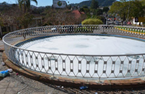 Chafariz é novamente alvo da ação de vândalos