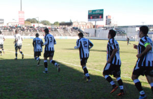 Santa Cruz estreia amanhã na Copa Sul Fronteira
