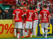 Com gols de Aránguiz e Claudio Winck Inter vence Gre-Nal 402