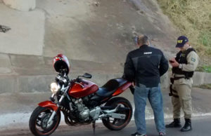Motoristas são flagrados acima da velocidade