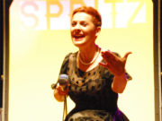 Mafalda Minnozzi se apresenta amanhã em Santa Cruz