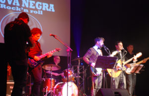 Viúva Negra celebra 30 anos com show