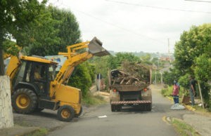 Bairro Bonfim recebe mutirão de limpeza