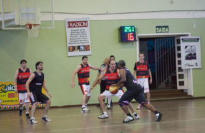 1ª final da Liga Municipal de Basquete entre Flamengo e Turma de 86 é amanhã