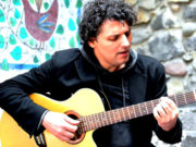 Poesia, música e um café pra lá de quente