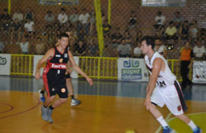 Estadual de Basquete: Guarani/VA empata série em casa