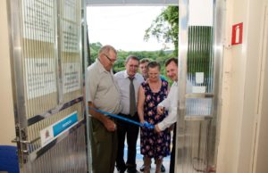 Prefeitura inaugura três postos