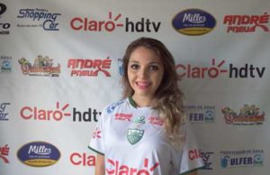 Raphaela Hagemann é a musa do Avenida