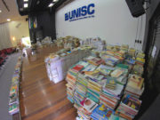 Trote solidário contribui para criação de biblioteca
