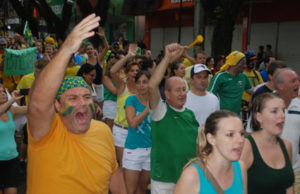 No próximo domingo Santa Cruz volta às ruas