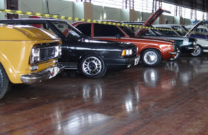 Encontro de carros antigos é sucesso