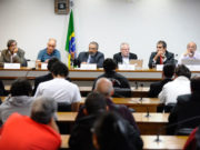 Pequenos partidos e OAB criticam proposta de reforma política em análise na Câmara