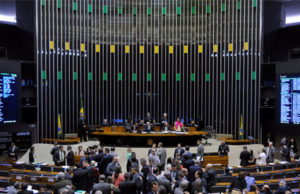Câmara tipifica crime de terrorismo e prevê pena de até 30 anos em regime fechado