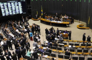 Plenário aprova novo cálculo de aposentadoria
